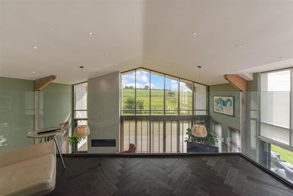 Additional image 15 of 5 bed barn conversion for saleFrog Hall, Brixworth, Northampton NN6