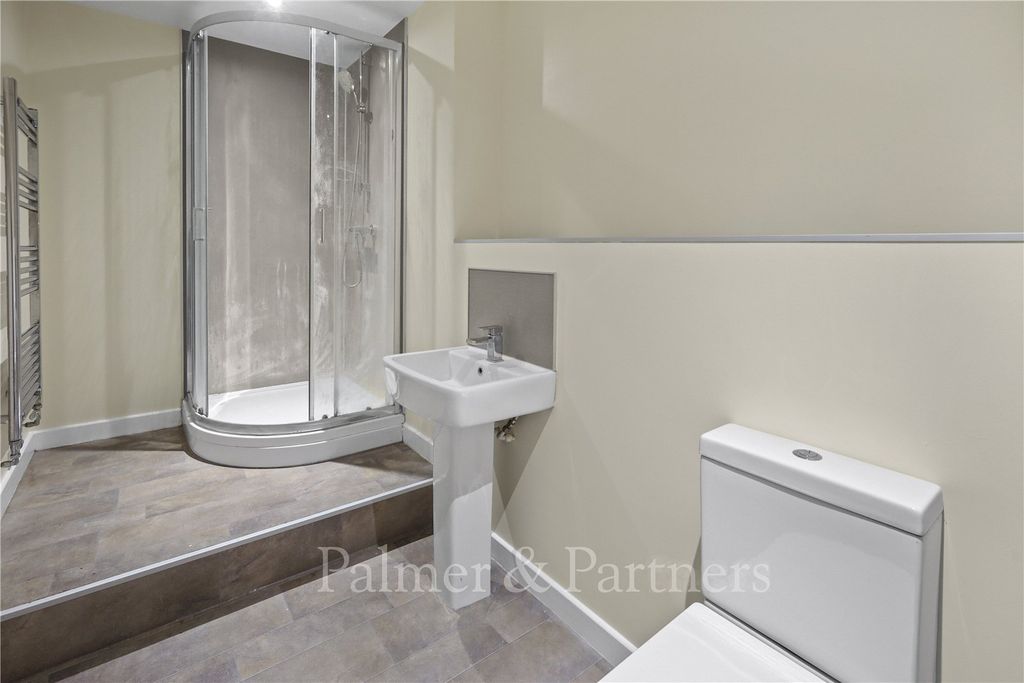 Additional image 9 of 4 bed flat to rentSt Edmund House, Rope Walk, Ipswich, Suffolk IP4