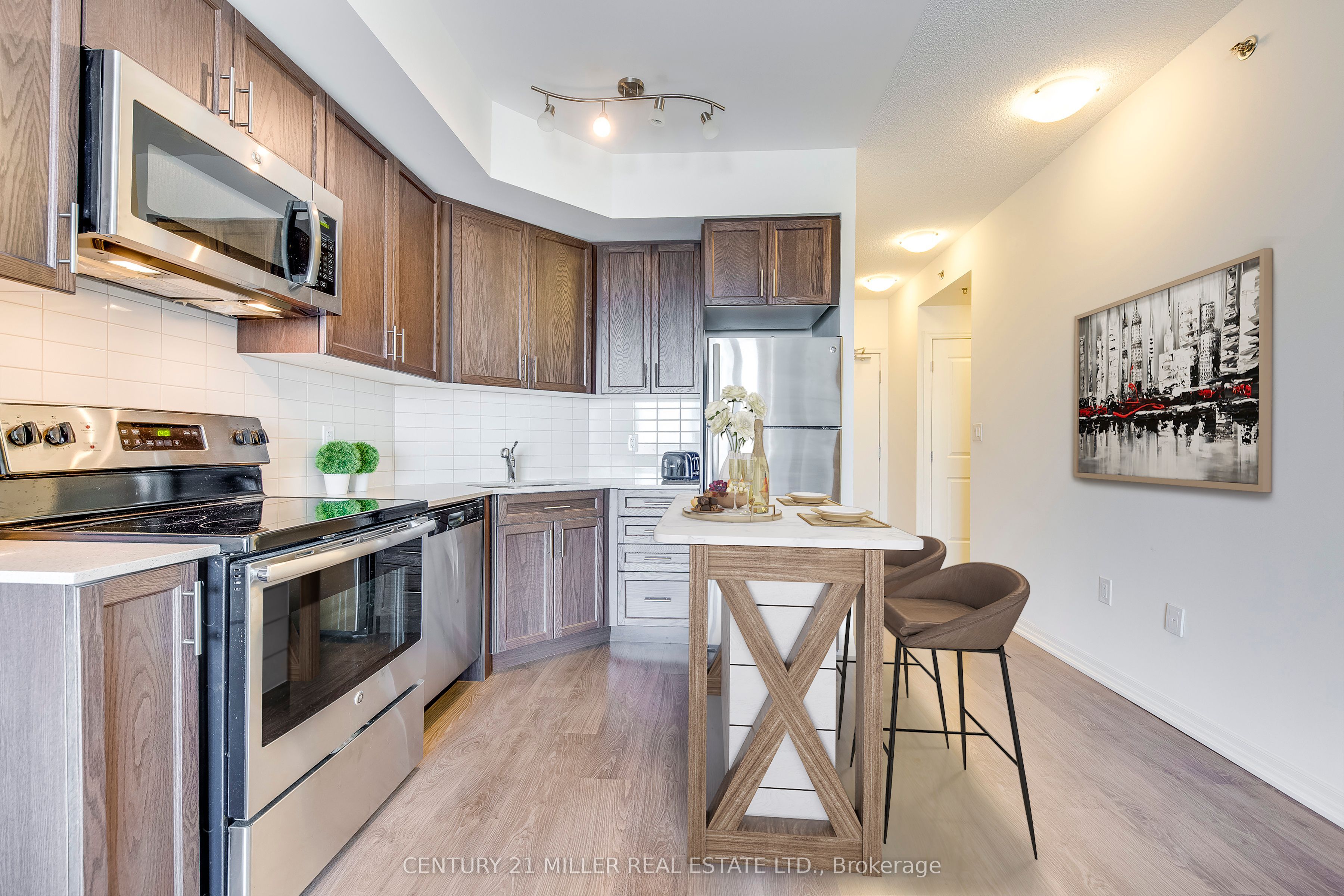 Additional image 6 of 303-560 North Service Road, Grimsby, ON, L3M 0G3
