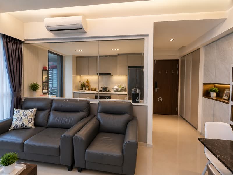 174 Canberra Drive photo 2
