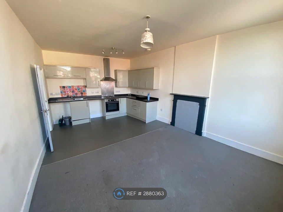 1 bed flat to rentHigh Street, Ross On Wye HR9