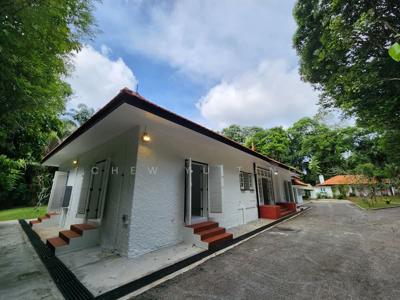 100 Woodleigh Park