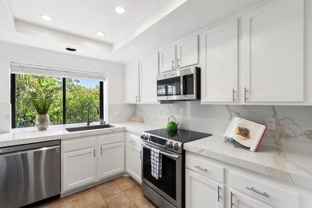Additional image 82 of 7265 Caminito Pantoja, San Diego, CA 92122