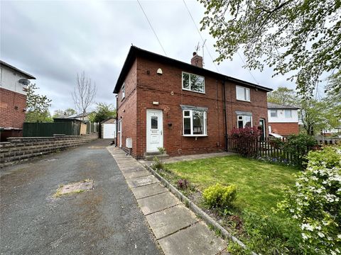 Broadgate Crescent, Horsforth, Leeds LS18