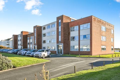 Burbo Bank Road South, Blundellsands, Merseyside L23