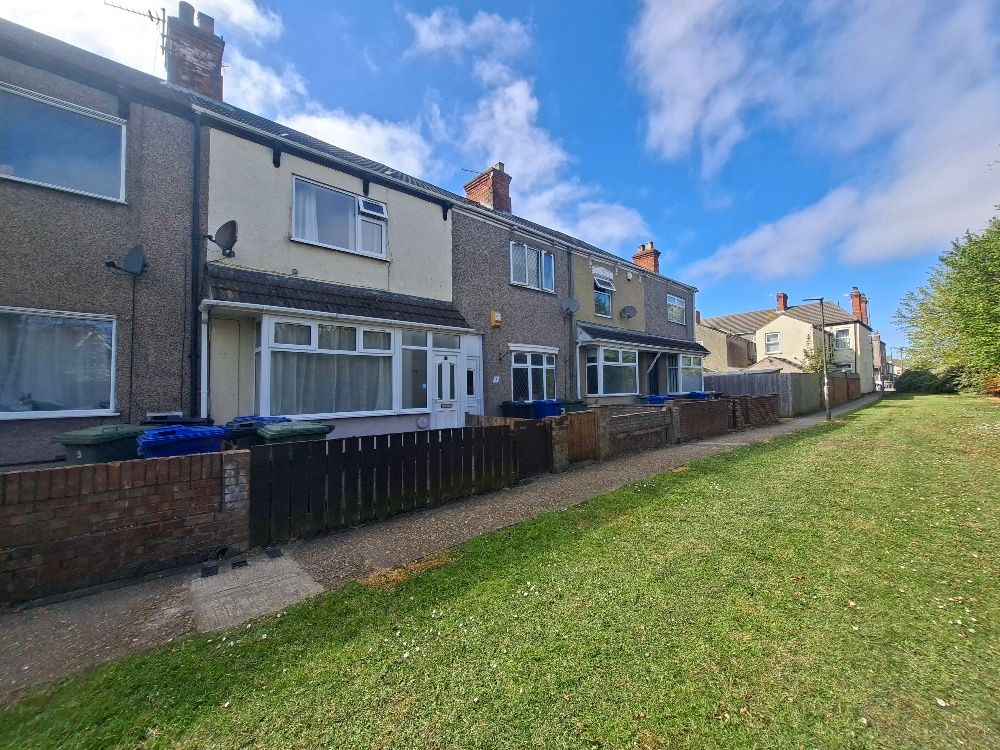 3 bed terraced house to rentHighfield Avenue, Grimsby DN32