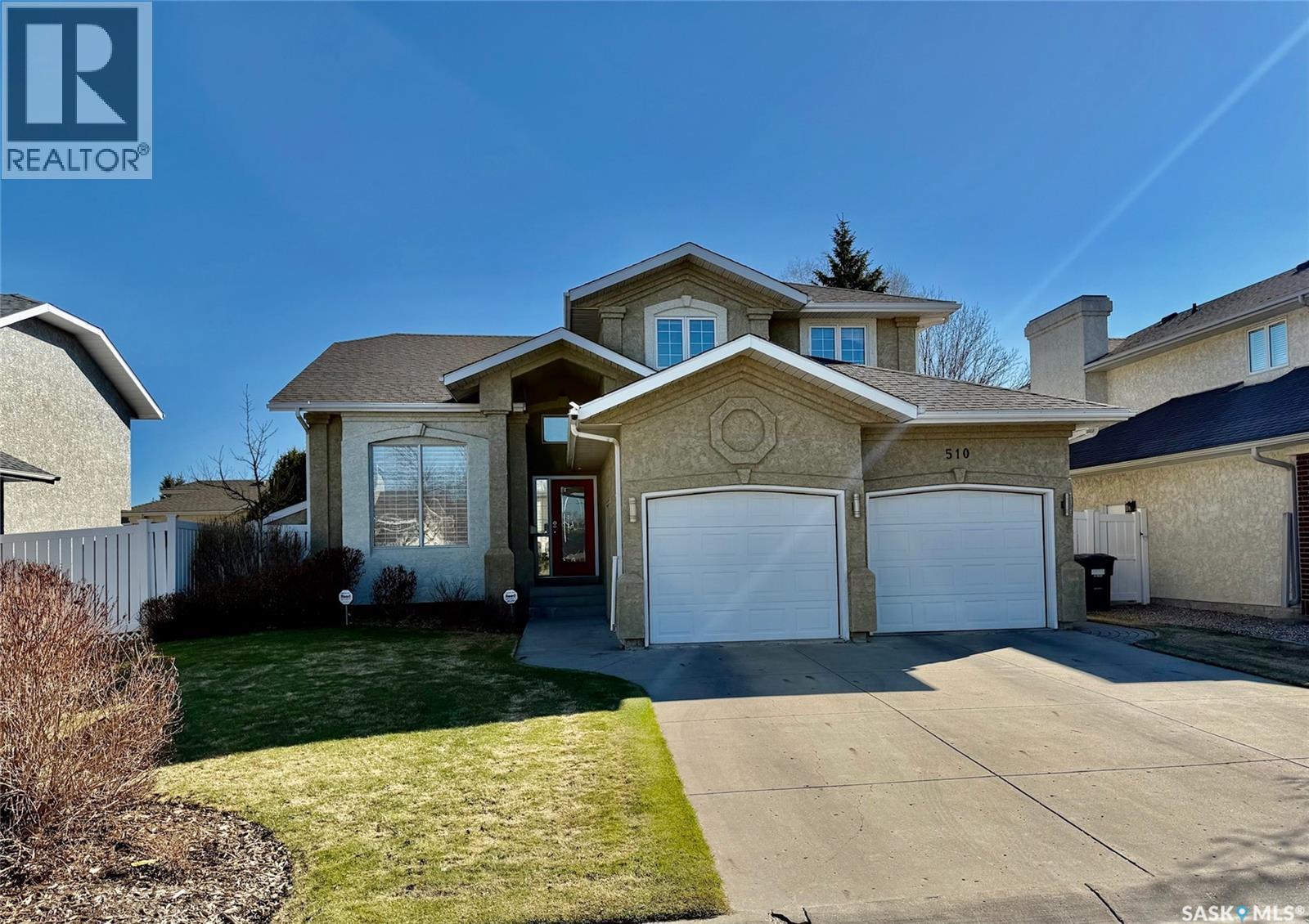 510 Eastman Cove, Saskatoon, SK, S7N4K9
