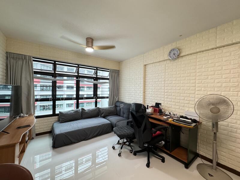 932A Hougang Avenue 9