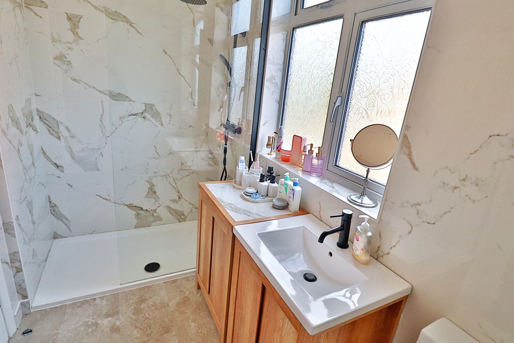Additional image 10 of 3 bed semi-detached house to rentWestbrook Park Road, Peterborough PE2