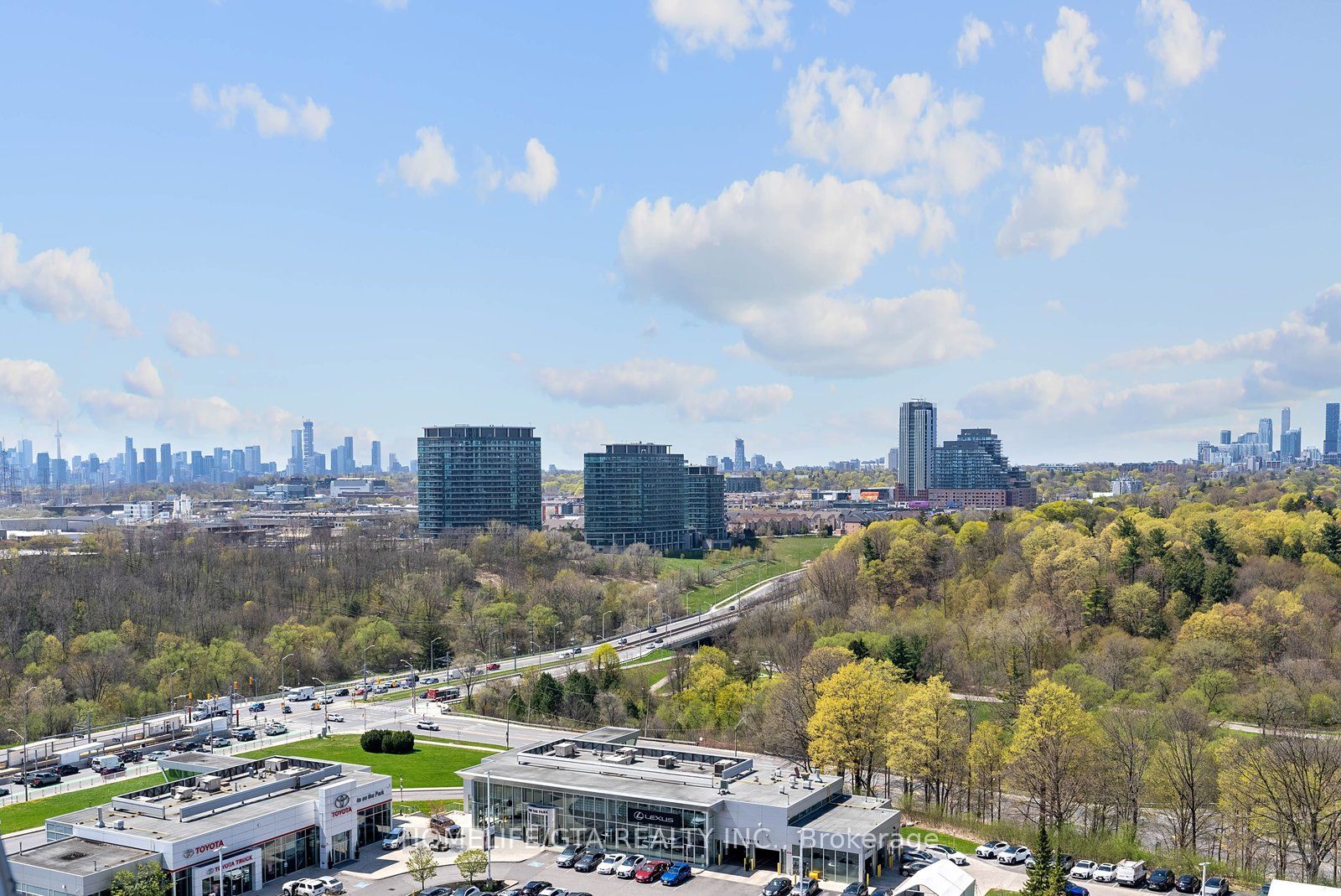 Additional image 2 of 1301-30 Inn On The Park Drive, Toronto, ON, M3C 0P8
