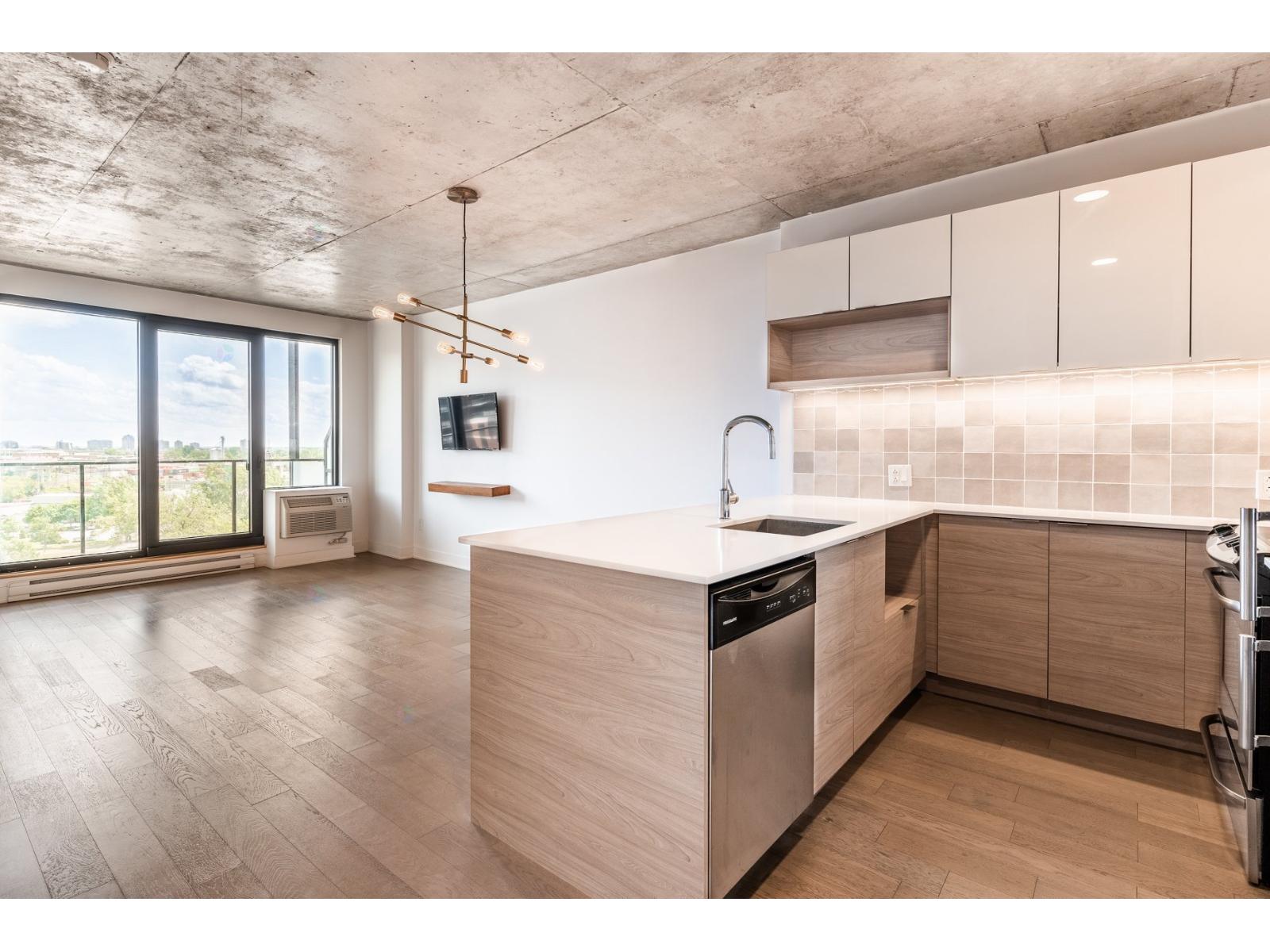 1375 Rue des Bassins