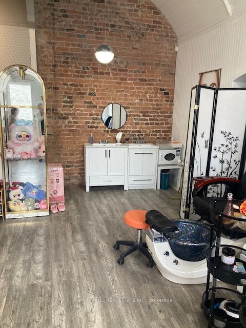 Additional image 4 of 6 Peter Street S, Orillia, ON, L3V 5A9