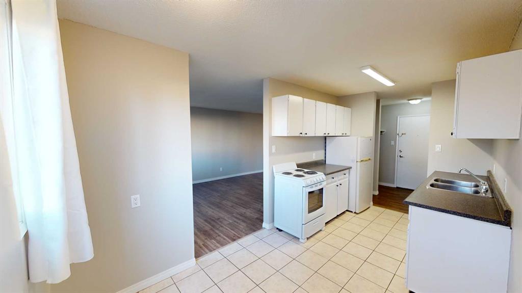 Additional image 4 of 104-10105 107 Avenue, Grande Prairie, AB, T8V1M1