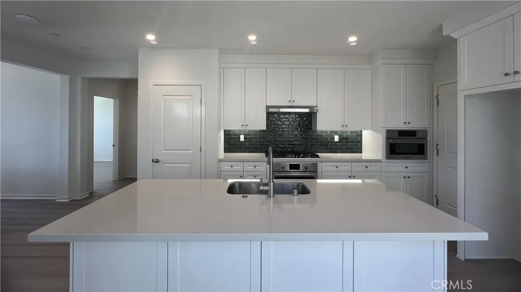 Additional image 40 of 110 Sunnyside, Irvine, CA 92618