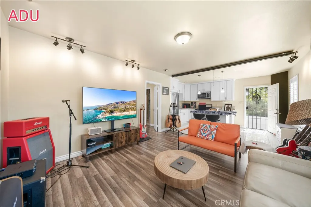 Additional image 51 of 818 W Bonnie Brae Court, Ontario, CA 91762