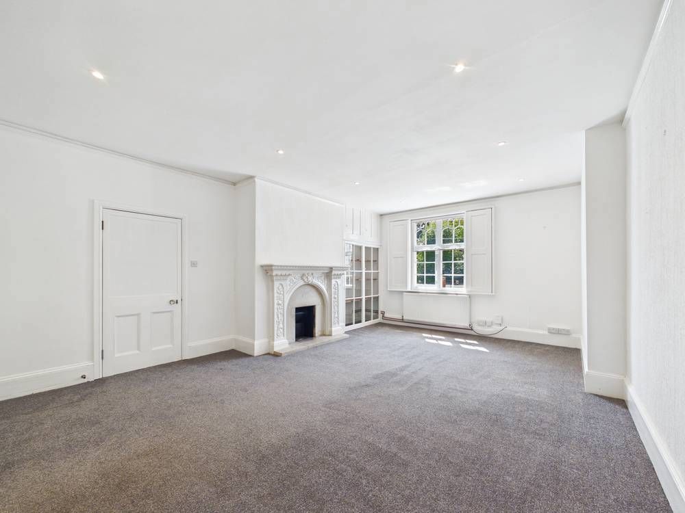 Additional image 2 of 2 bed flat to rentMain Road, Woolverstone, Ipswich, Suffolk IP9