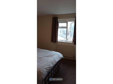 Templar Road, Nottingham NG9, Room to rent