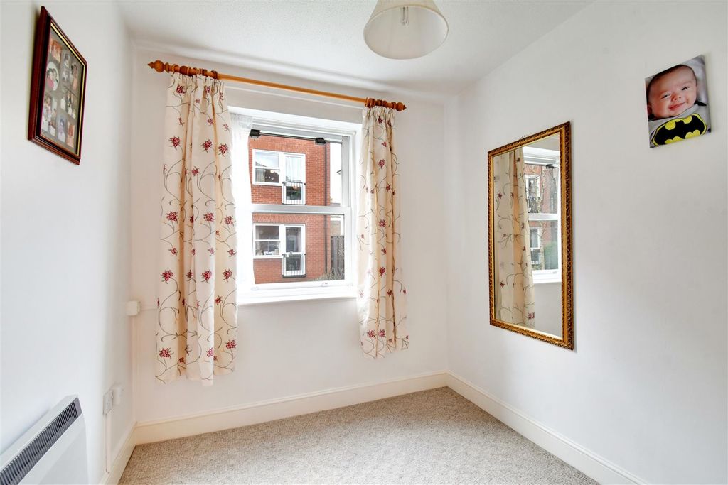 Additional image 6 of 2 bed property for saleChauncy Court, Hertford SG14