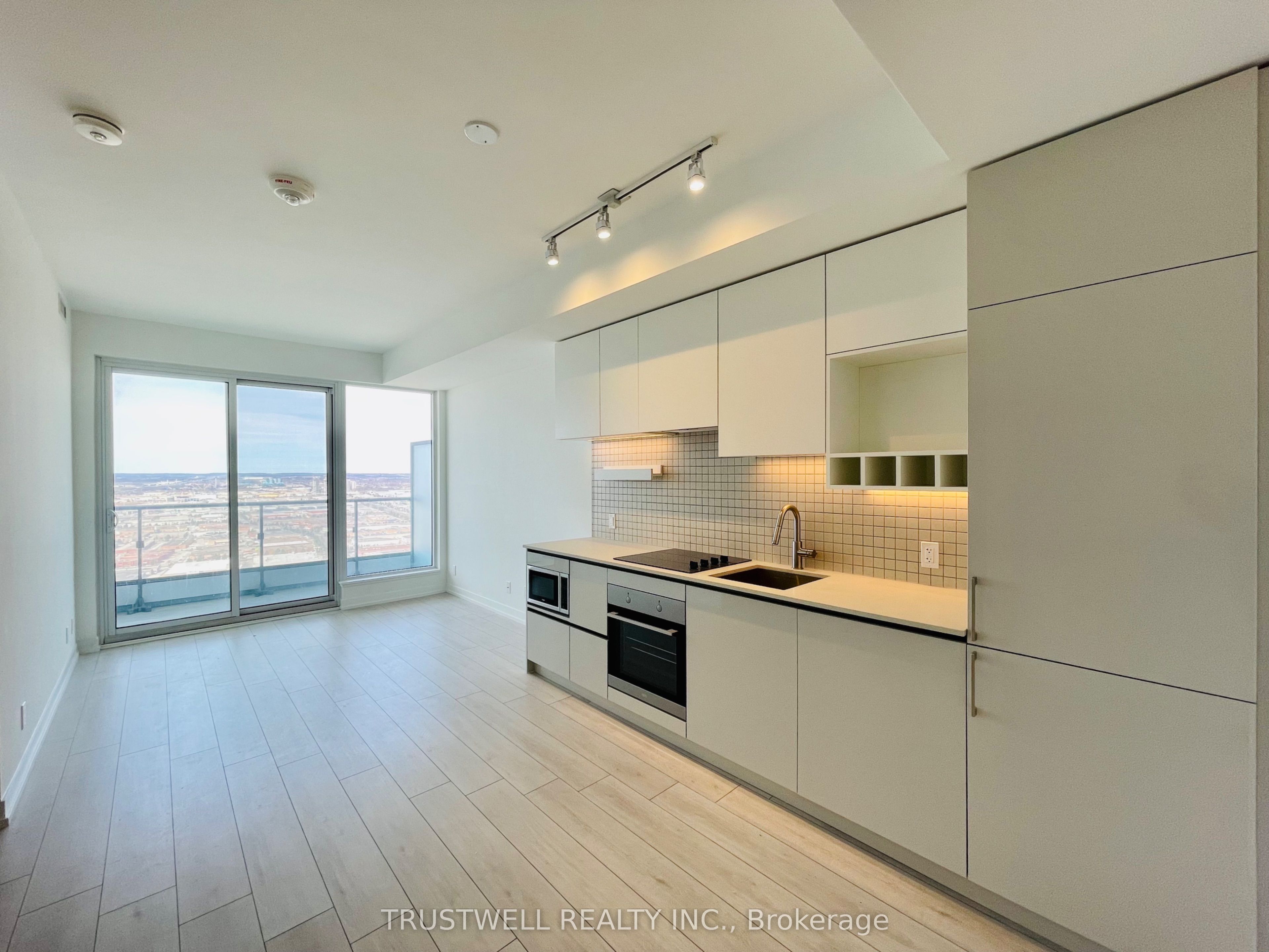 Additional image 2 of 4701-898 Portage Parkway, Vaughan, ON, L4K 0B2