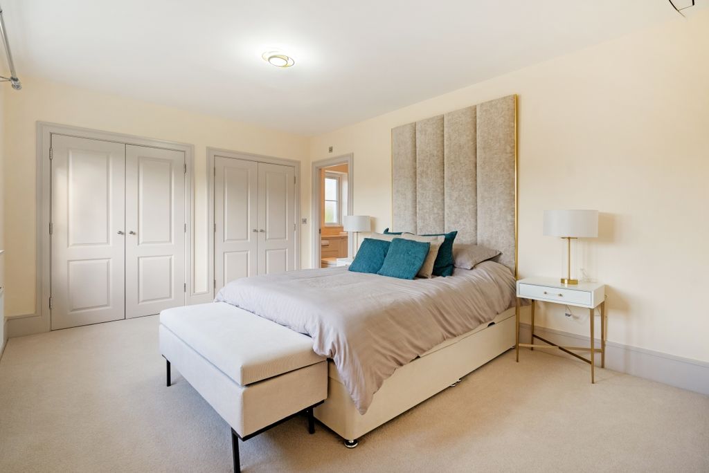 Additional image 19 of 5 bed detached house to rentCoppice Vale, Felbridge, East Grinstead RH19