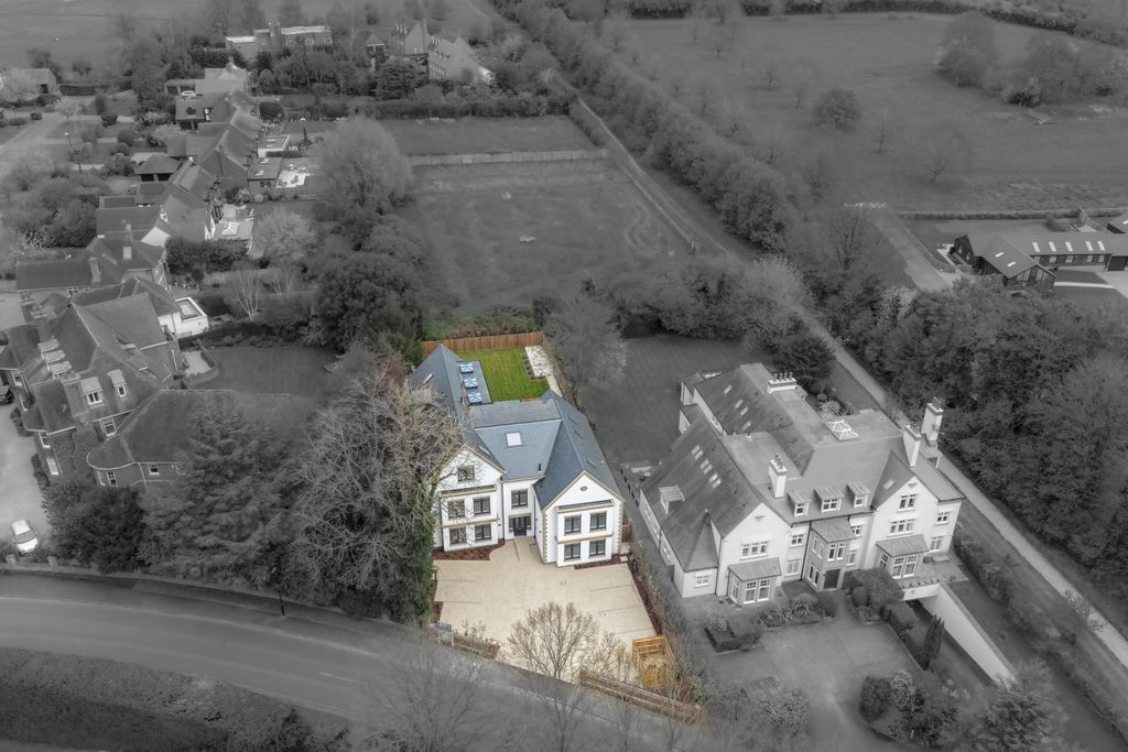 Additional image 11 of 2 bed flat for saleFlat 1, Benson Road, Stratford-Upon-Avon CV37