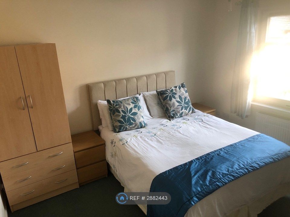 Additional image 5 of 5 bed semi-detached house to rentLarch St, Dundee DD1