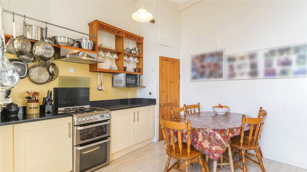 Additional image 7 of 5 bed end terrace house for salePitt Terrace, Stirling, Stirlingshire FK8