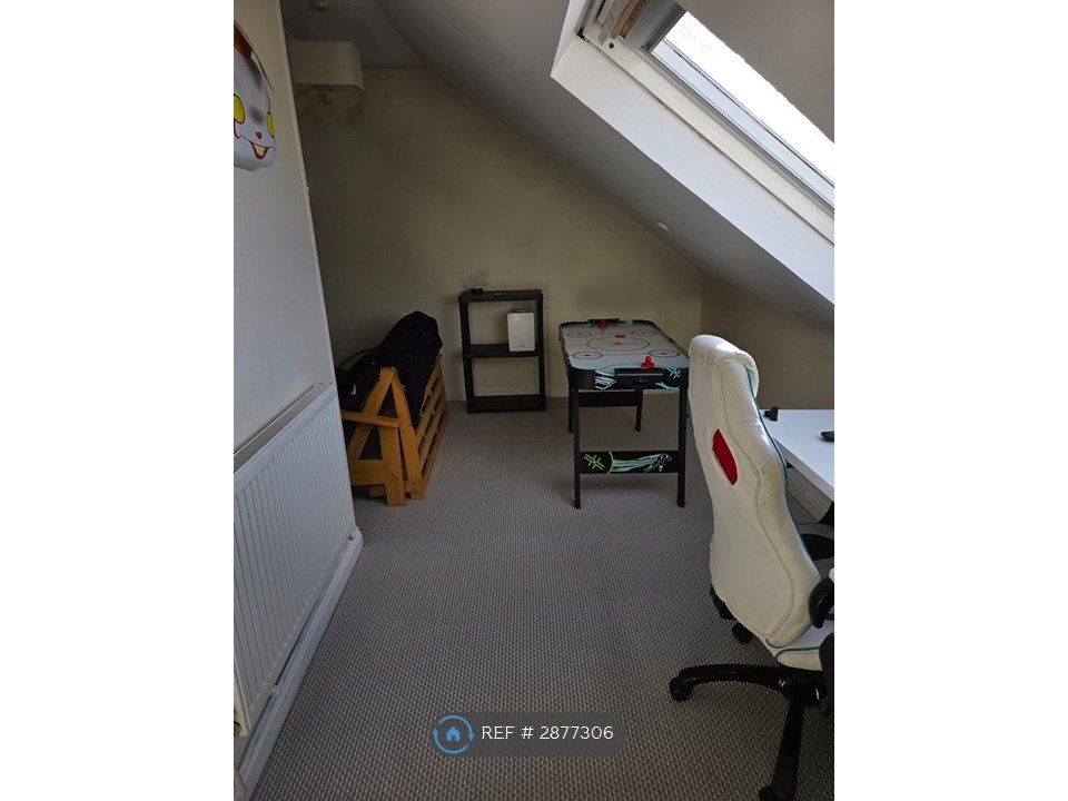 Additional image 2 of 4 bed terraced house to rentLisson Grove, Plymouth PL4