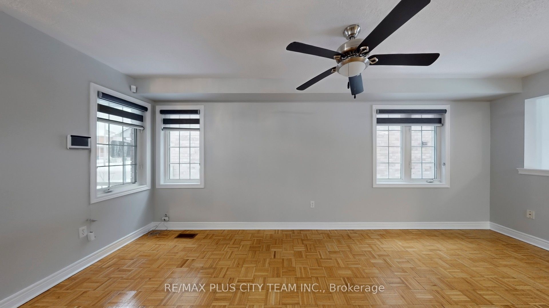 4 Slessor Lane, Brampton, ON, L6P 1M3 photo 3
