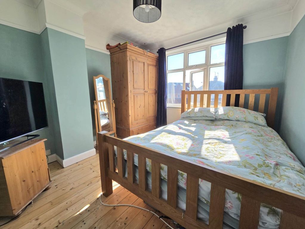 Additional image 7 of 3 bed semi-detached house for saleRegent Street, Leighton Buzzard LU7
