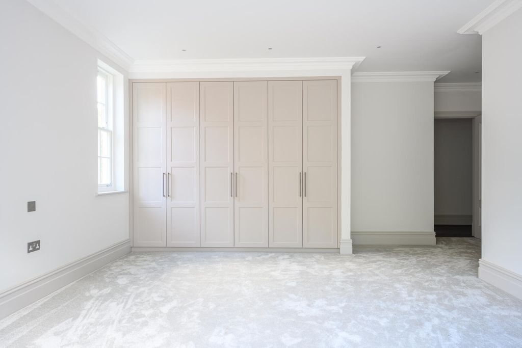 Additional image 7 of 2 bed flat to rentLondon Road, Sunningdale SL5
