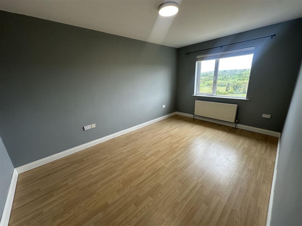 Additional image 13 of 4 bed detached house to rentLogan Gardens, Ballyclare BT39