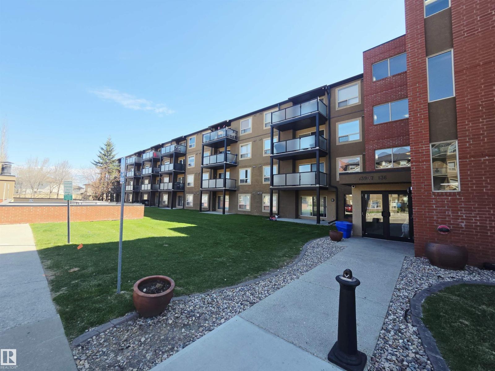 423-13907 136 Street NW, Edmonton, AB, T6V1Y5