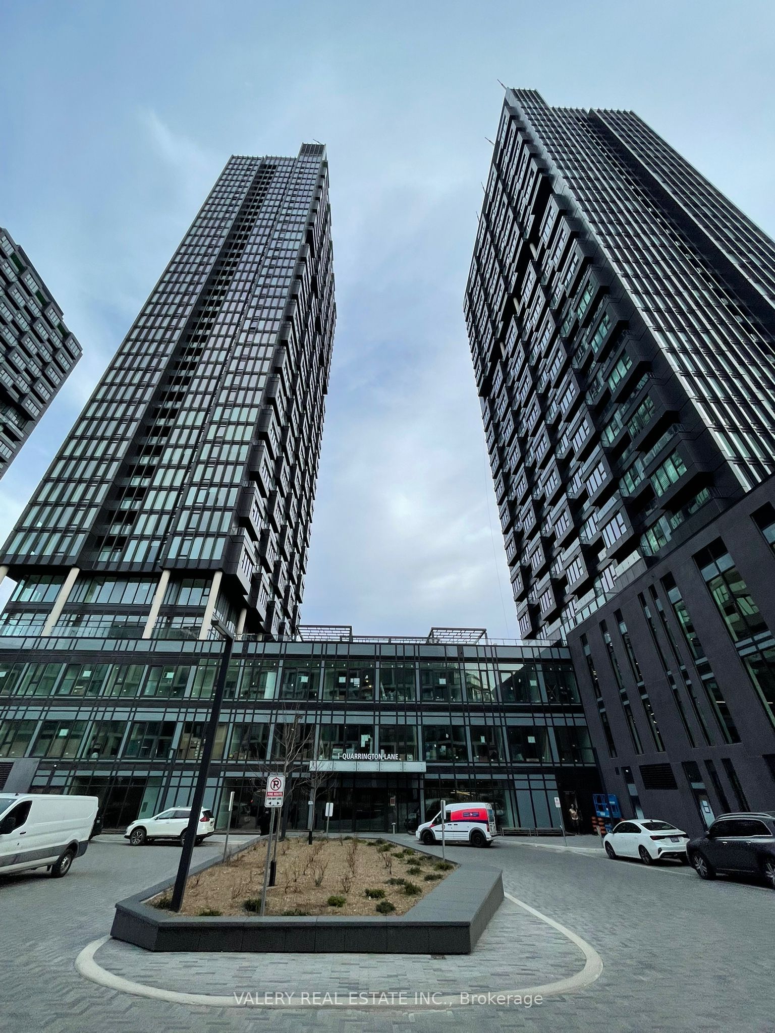3806-1 Quarrington Lane, Toronto, ON, M3C 0S4