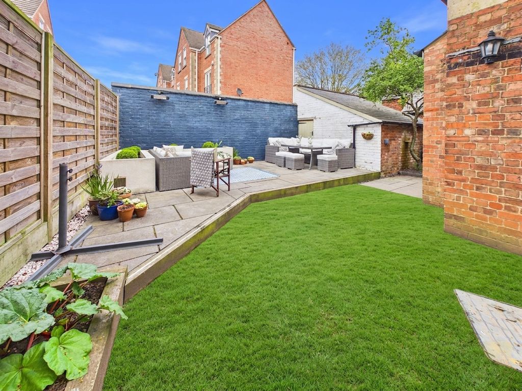 Additional image 25 of 5 bed semi-detached house for saleRutland Lodge, Northgate, Oakham LE15