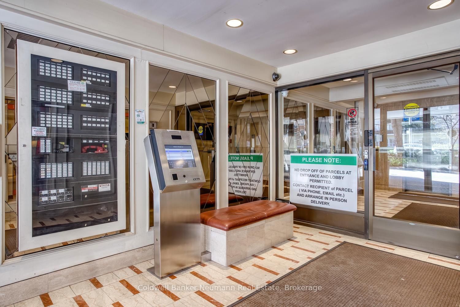 Additional image 6 of 1501-100 Quebec Avenue, Toronto, ON, M6P 4B8