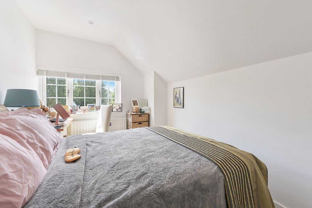 Additional image 11 of 3 bed detached house for saleBrooklands Road, Weybridge KT13