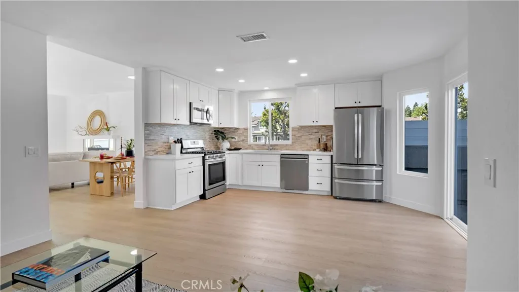 Additional image 90 of 336 Fallingstar, Irvine, CA 92614