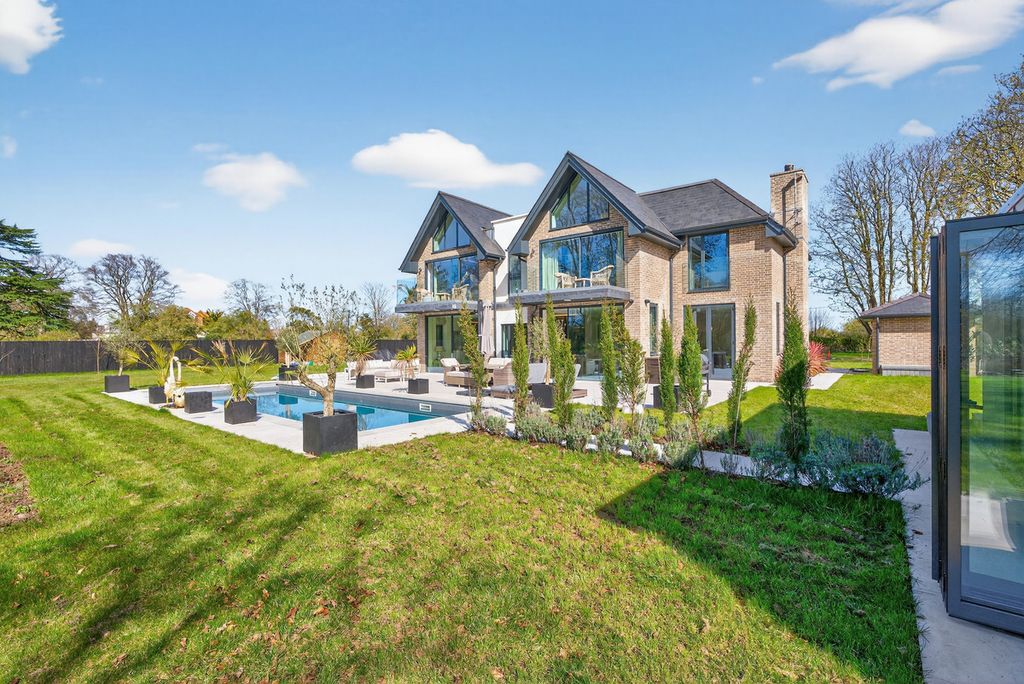 Additional image 39 of 5 bed detached house for saleDorney Reach Road Dorney Reach Maidenhead, Berkshire SL6