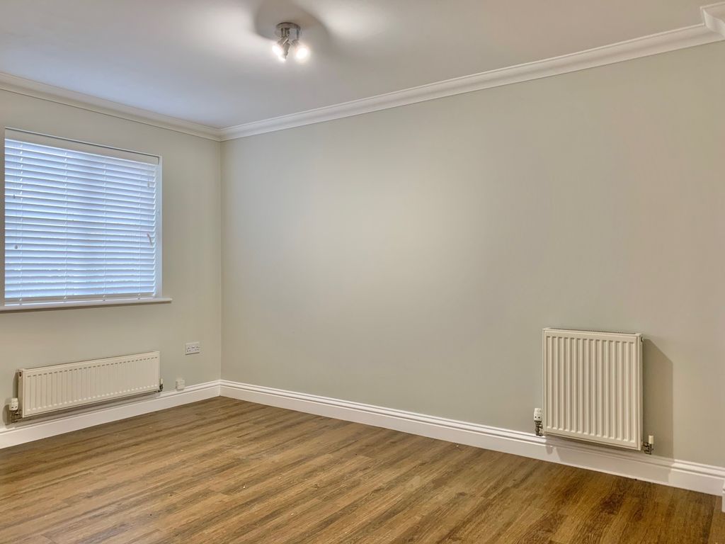 Additional image 5 of 4 bed terraced house to rentQwysson Avenue, Bury St. Edmunds IP33