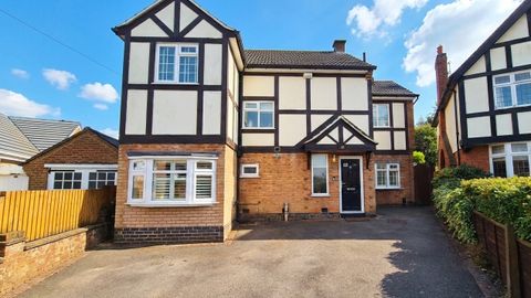 Cedar Avenue, Birstall LE4