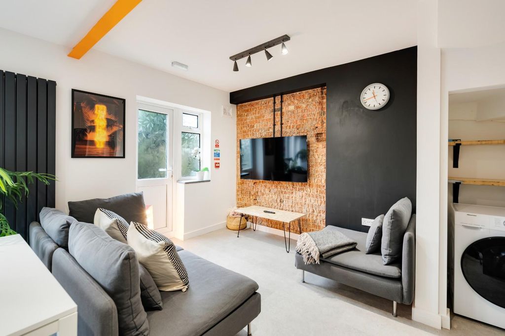 Additional image 2 of 1 bed property to rentMayville Avenue, Filton, Bristol BS34