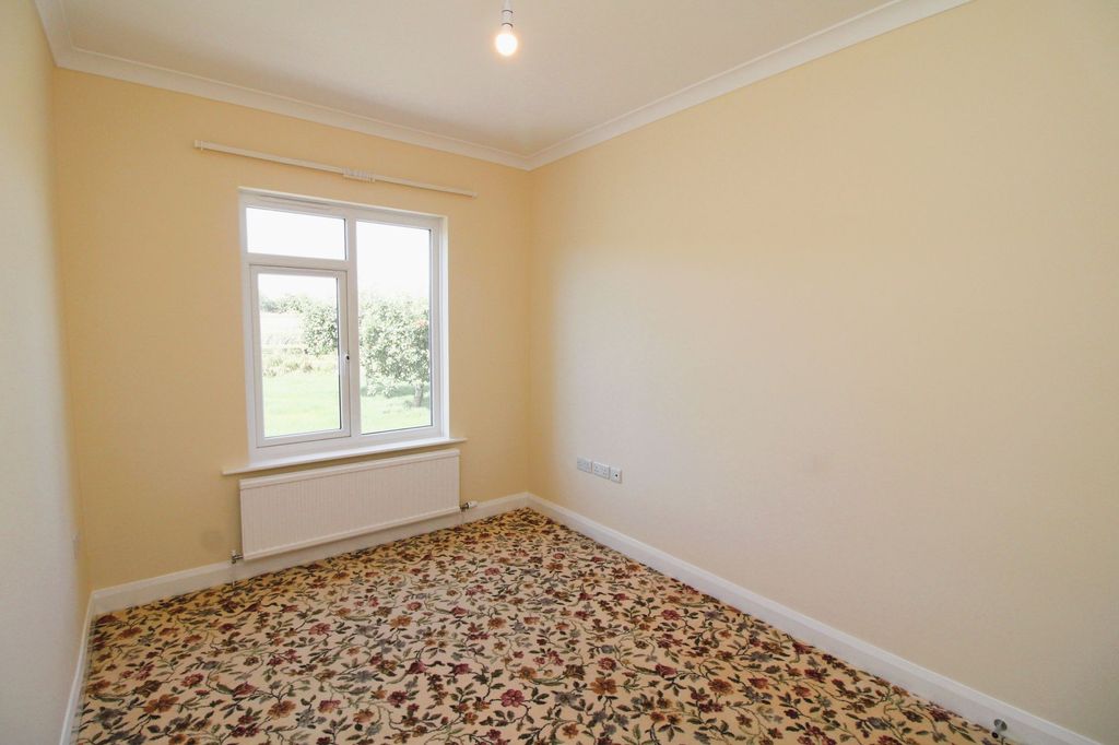 Additional image 20 of 3 bed detached bungalow to rentRoselle, Dean CA14