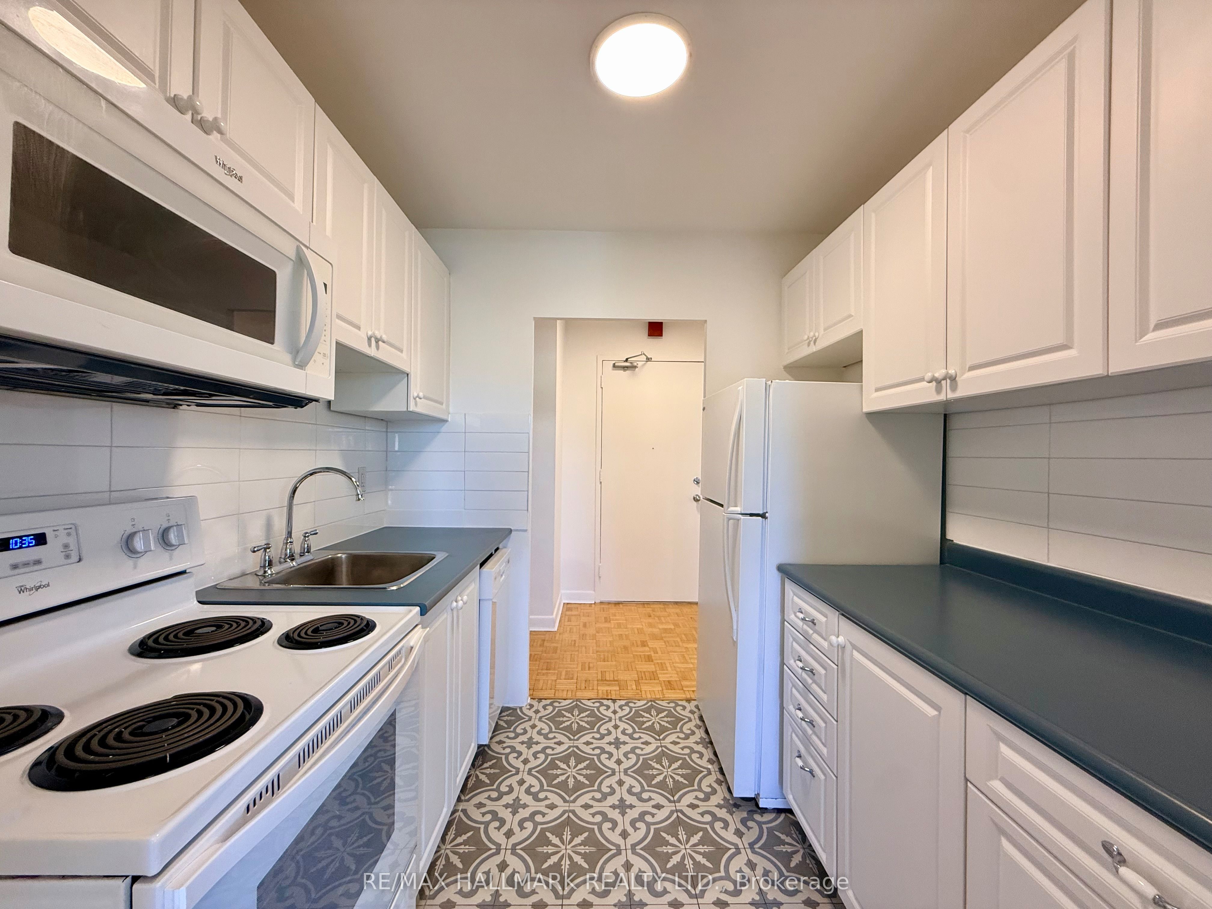 Additional image 6 of 301-30 Upper Canada Drive, Toronto, ON, M2P 1S1