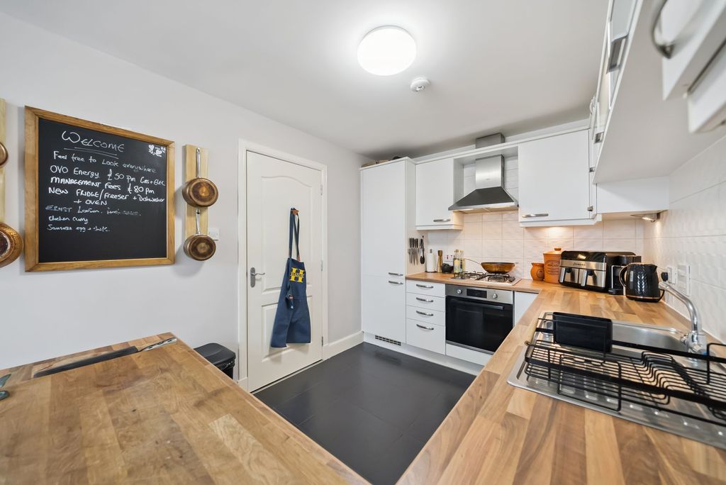 Additional image 11 of 2 bed flat for saleFlat 15, 3 Braid Avenue, Cardross G82