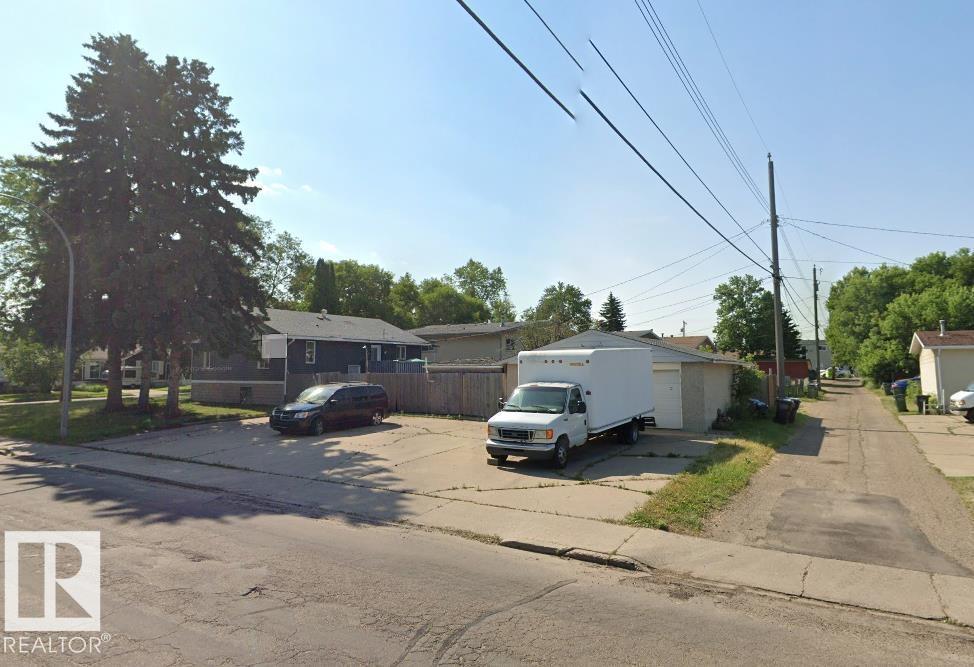 Additional image 3 of 11834 44 Street NW, Edmonton, AB, T5W2S5