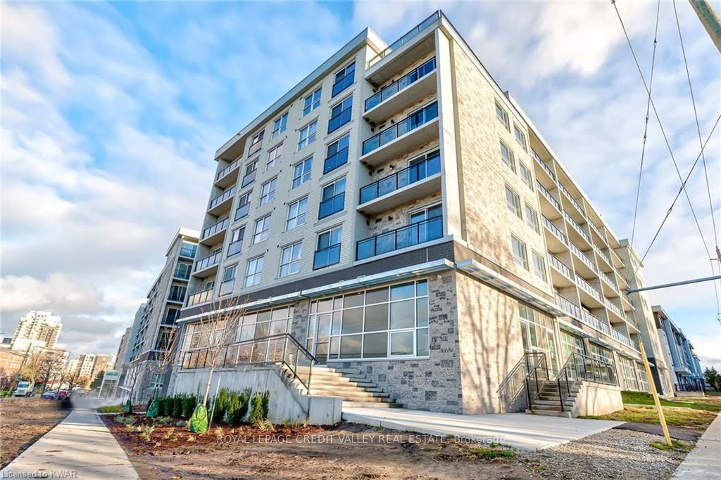 F-104-275 Larch Street, Waterloo, ON, N2L 3R2