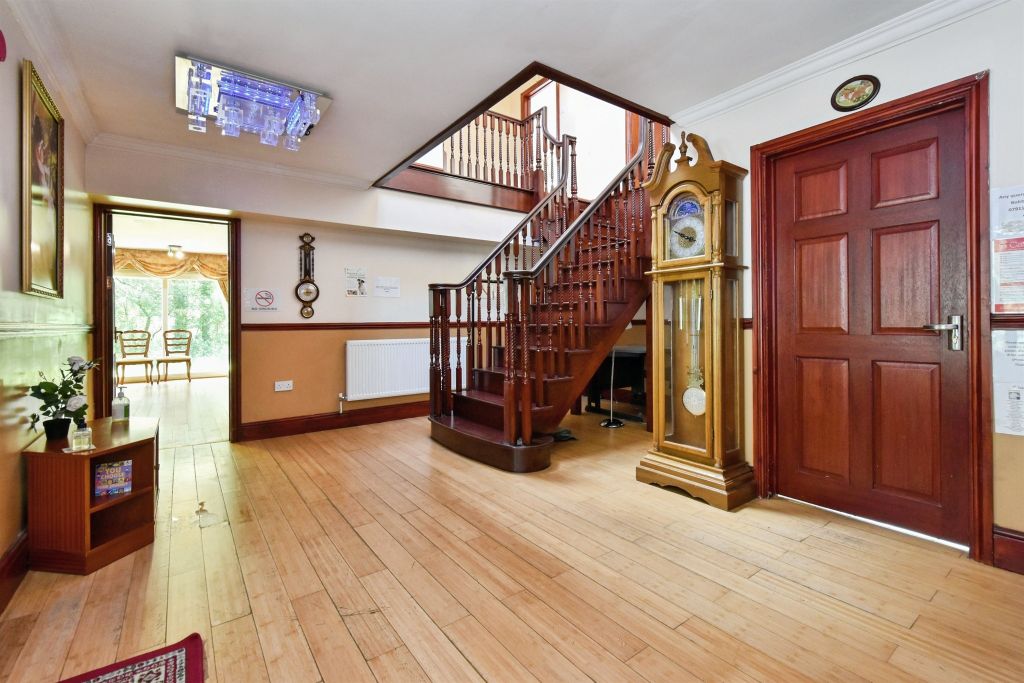 Additional image 6 of 6 bed property to rentTabernacle Road, Ammanford SA18