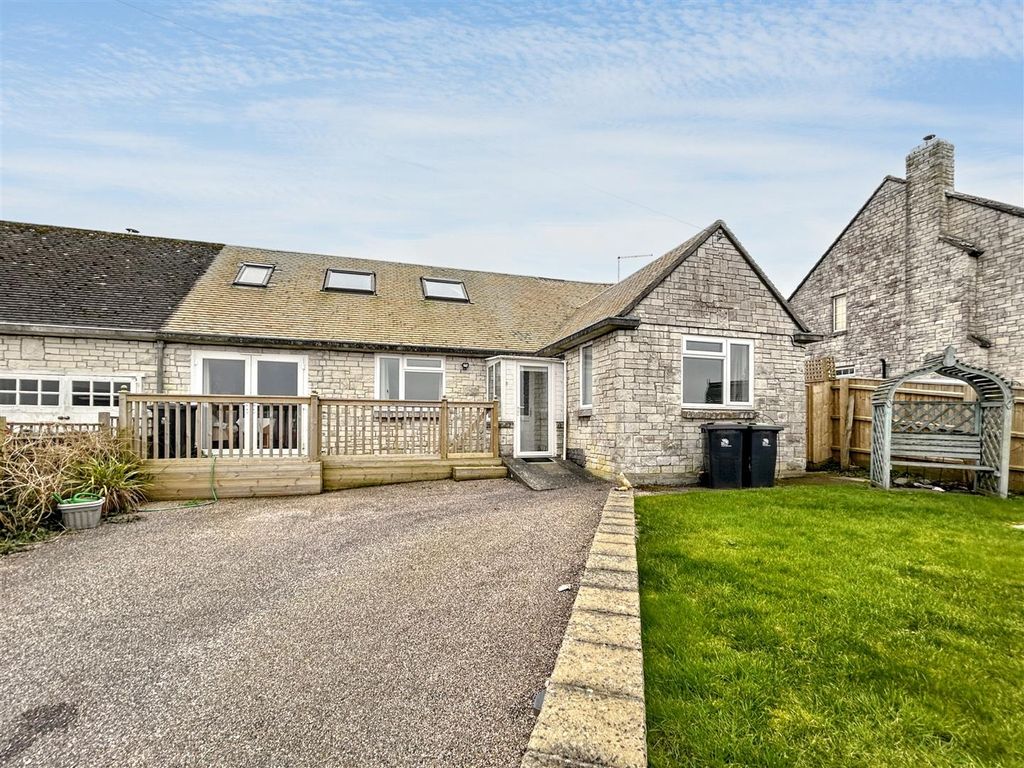 3 bed semi-detached bungalow for saleLooke Lane, Puncknowle, Dorchester DT2