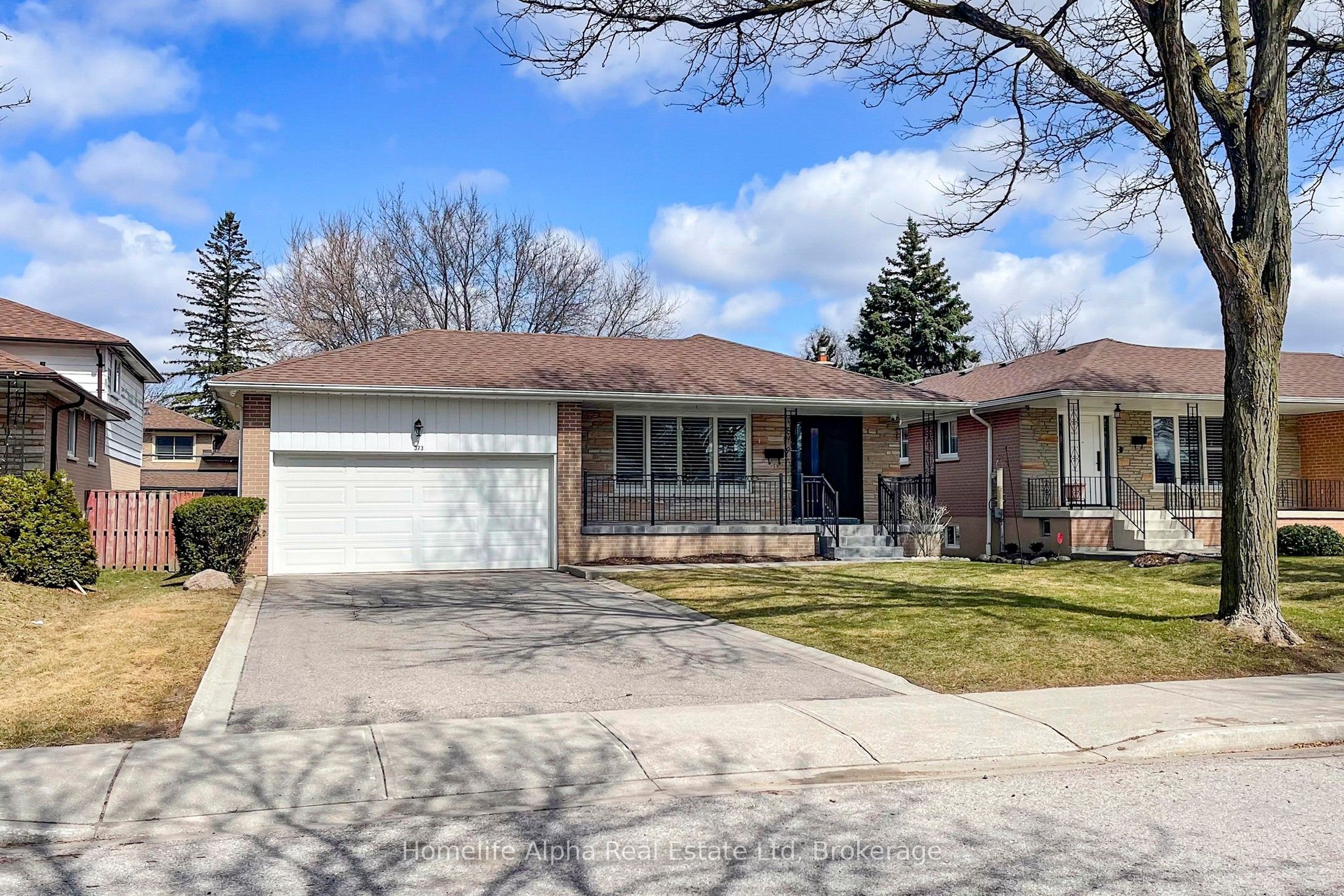 Additional image 2 of 373 Becker Road, Richmond Hill, ON, L4C 2S3